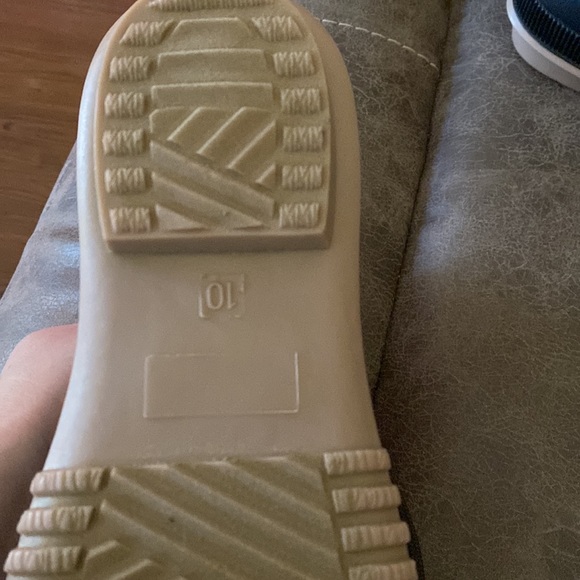 NWOT Maurice’s winter camo boots - Picture 4 of 4